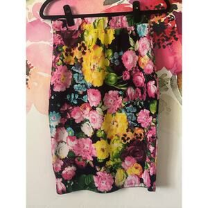 KTOO - Summer Flower Pencil Skirt - Size Small